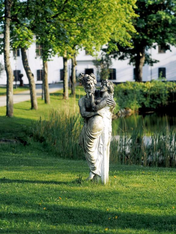 Haeringe Slott Hotel Musko Havsbad Exterior foto