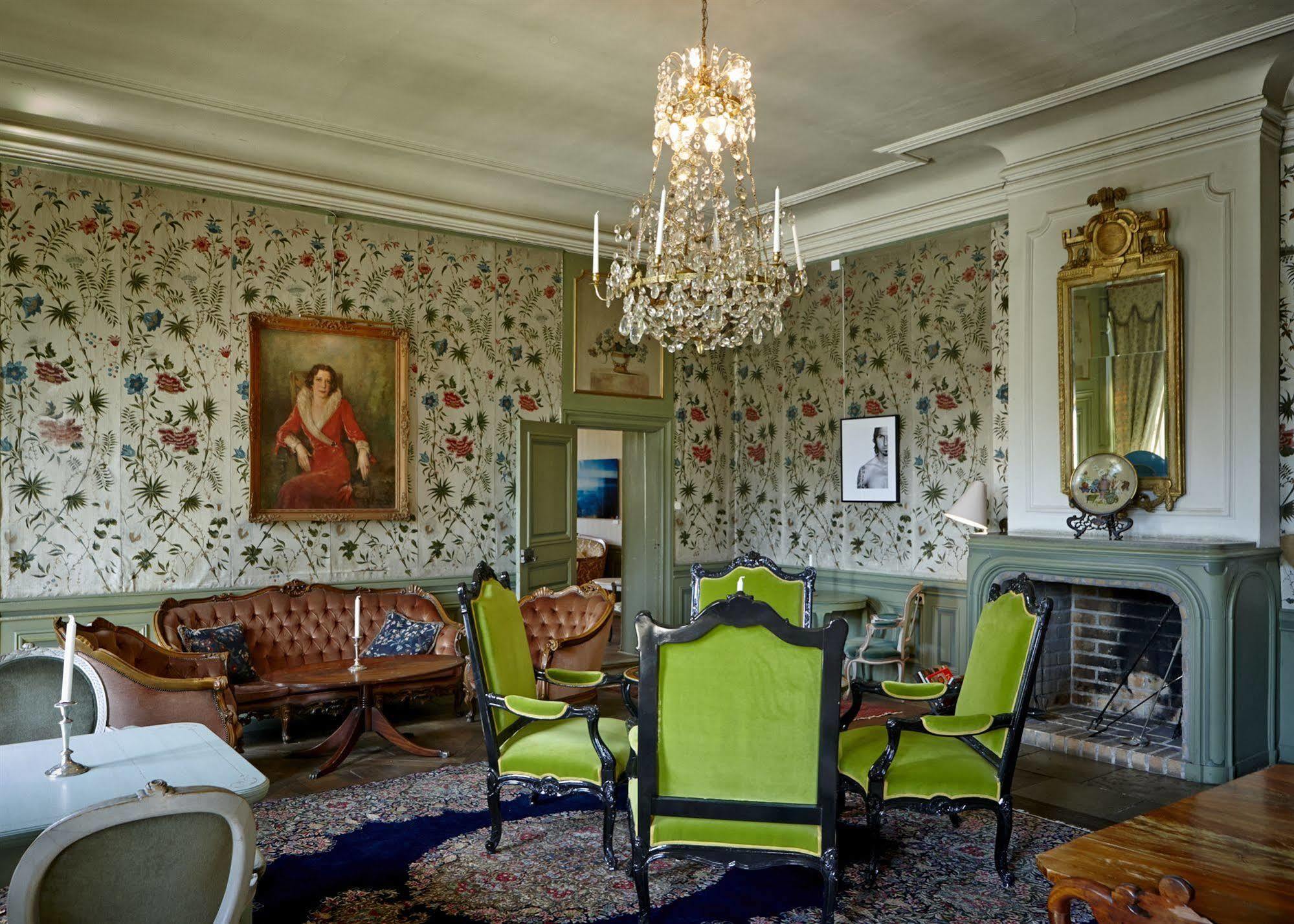 Haeringe Slott Hotel Musko Havsbad Exterior foto